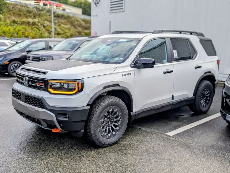 2026 Honda Passport TrailSport photo 1