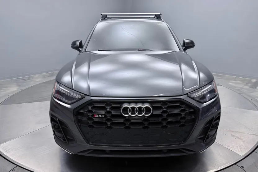 2021 Audi SQ5 Prestige photo 1