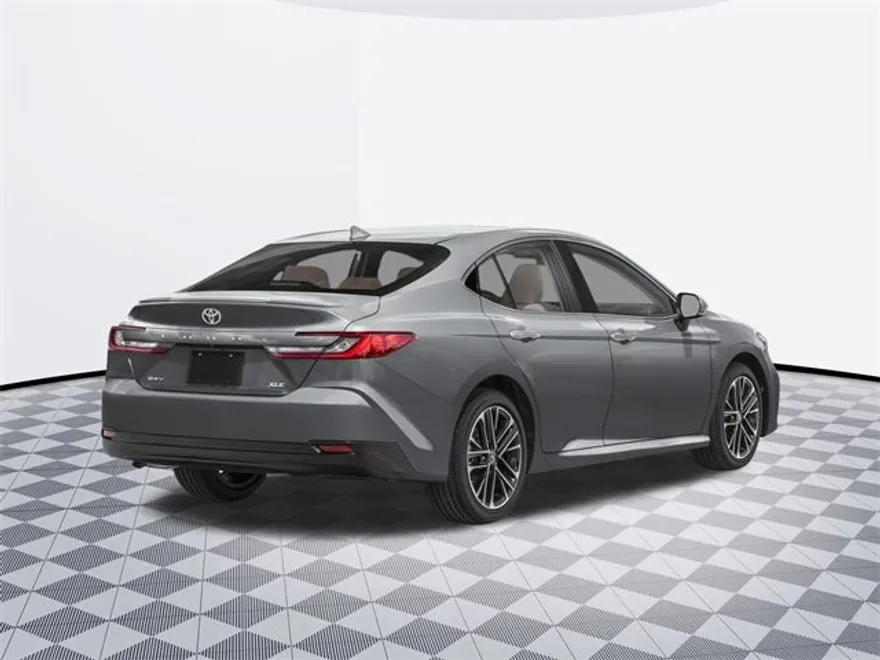 2026 Toyota Camry XLE photo 1