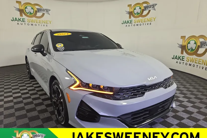2024 Kia K5 GT-Line photo 1