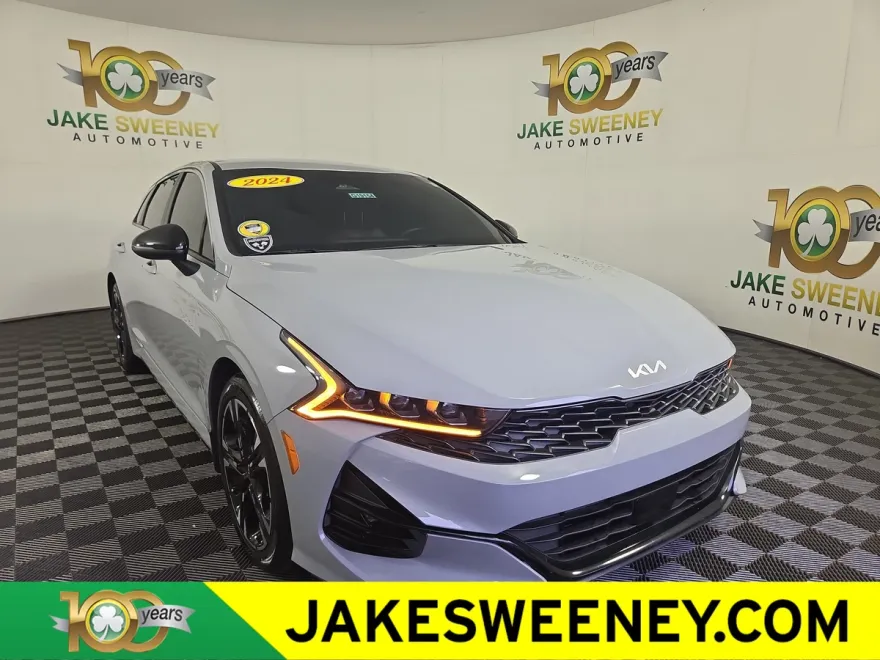 2024 Kia K5 GT-Line photo 1
