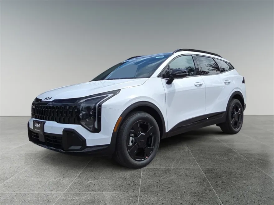 2026 Kia Sportage X-Line photo 1
