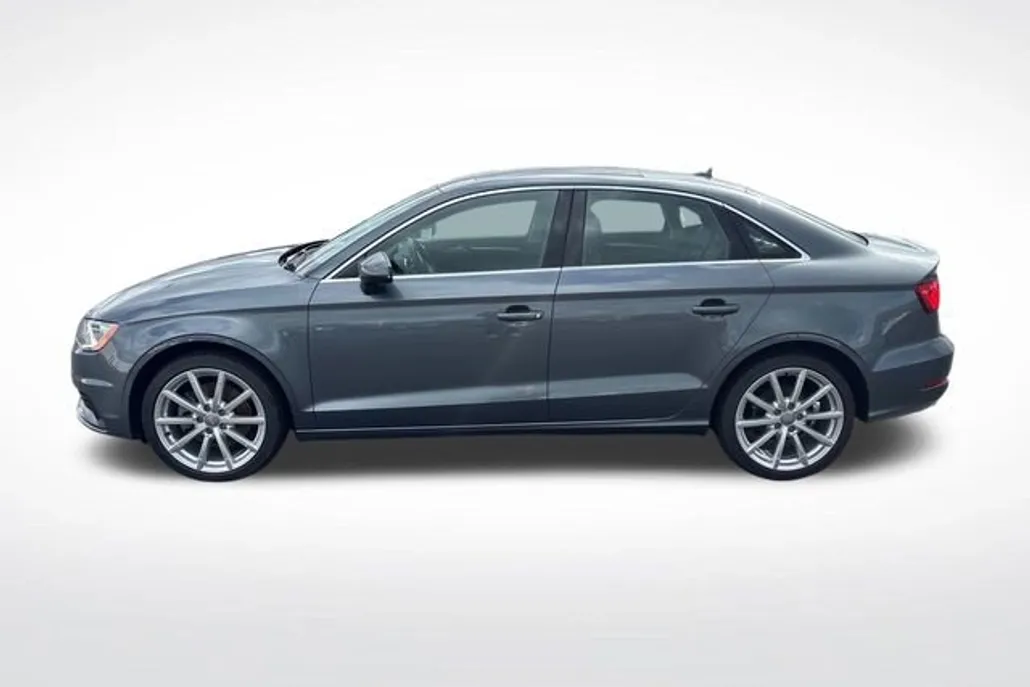 2015 Audi A3 2.0T Premium Plus photo 1