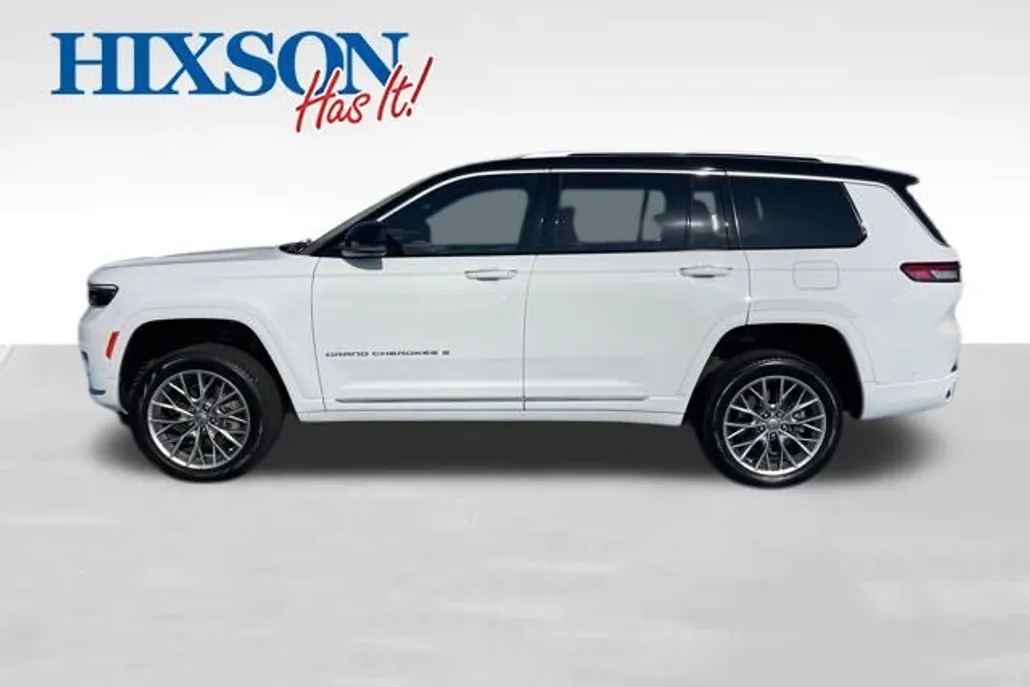 2023 Jeep Grand Cherokee L Summit photo 1
