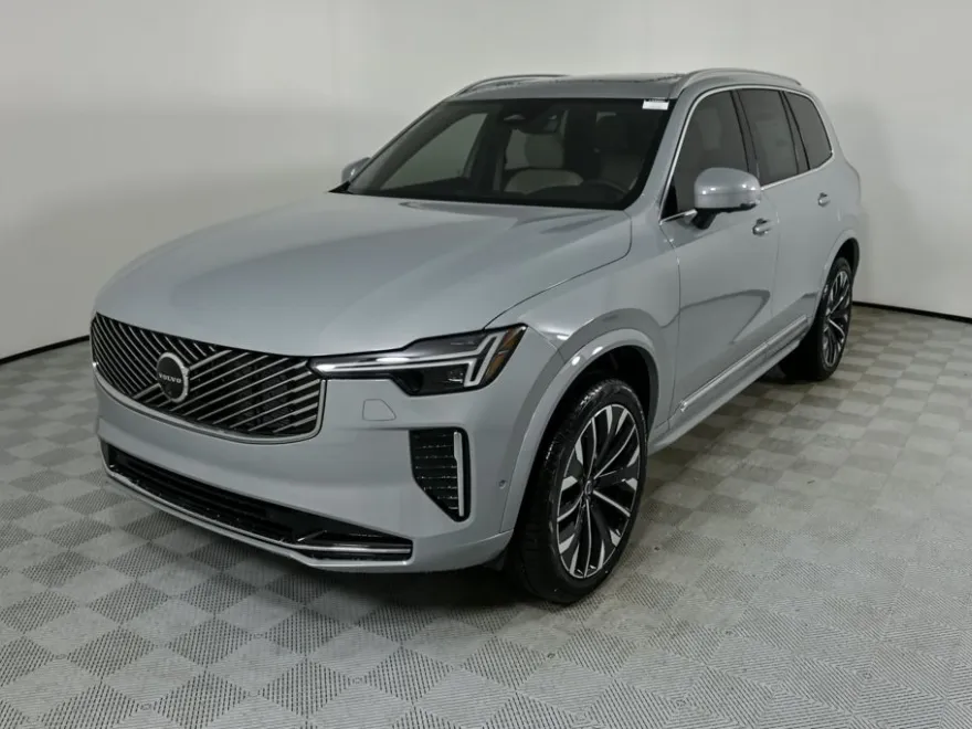 2026 Volvo XC90 Plus photo 1