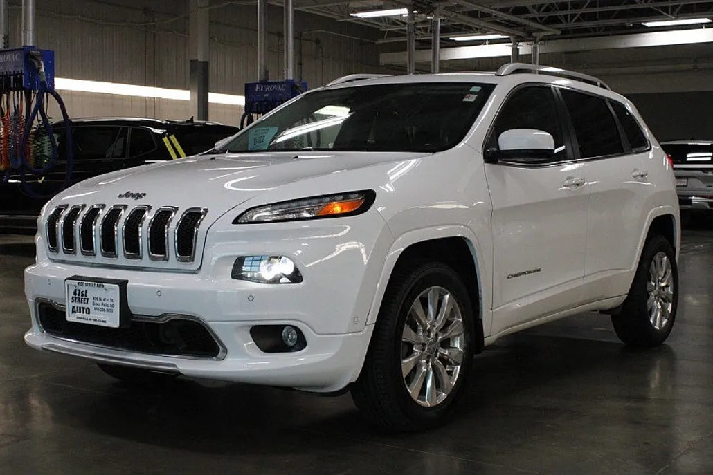 2017 Jeep Cherokee Overland photo 1