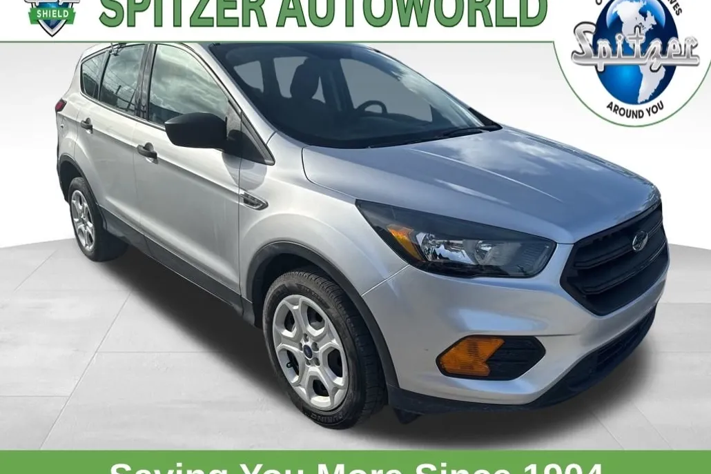 2019 Ford Escape S photo 1