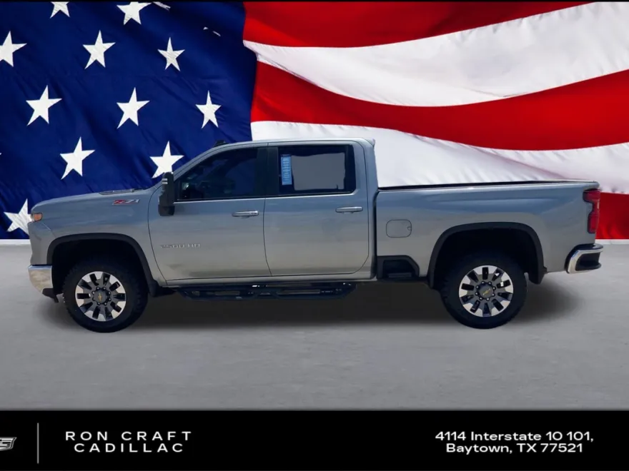 2024 Chevrolet Silverado 2500HD LT photo 1