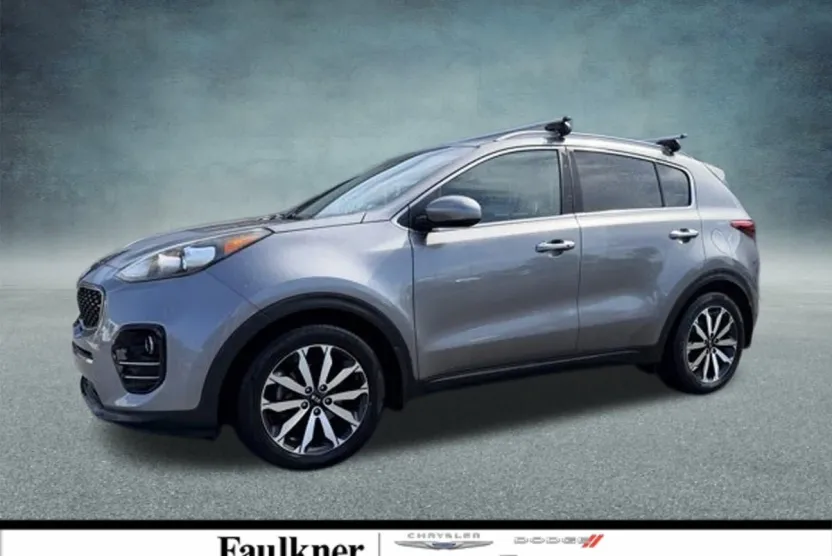 2017 Kia Sportage EX photo 1