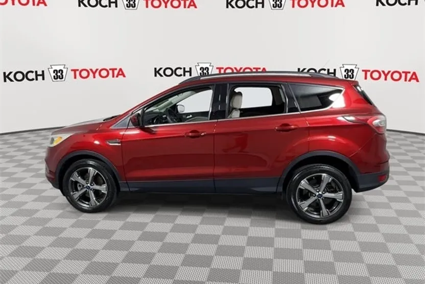 2017 Ford Escape SE photo 1
