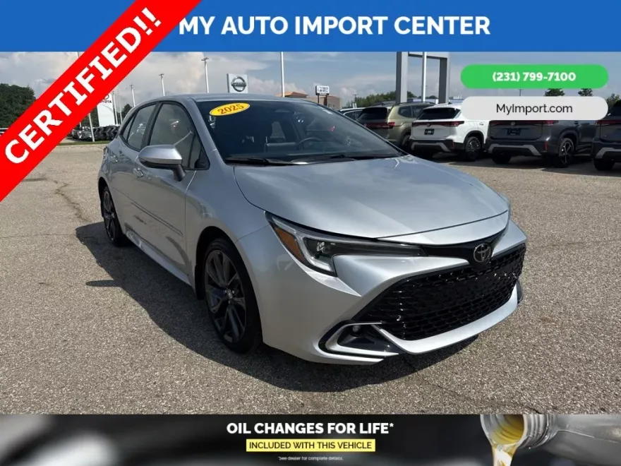 2025 Toyota Corolla XSE photo 1