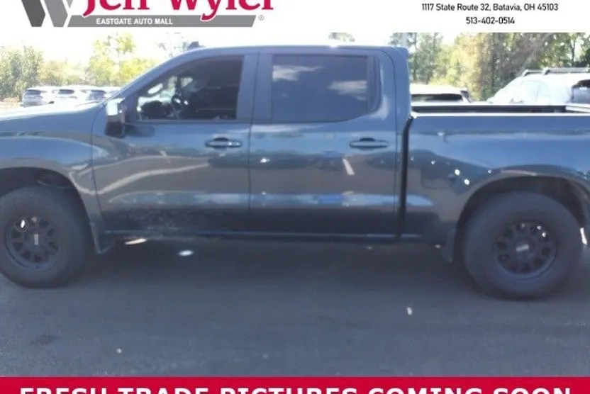 2020 Chevrolet Silverado 1500 LT photo 1