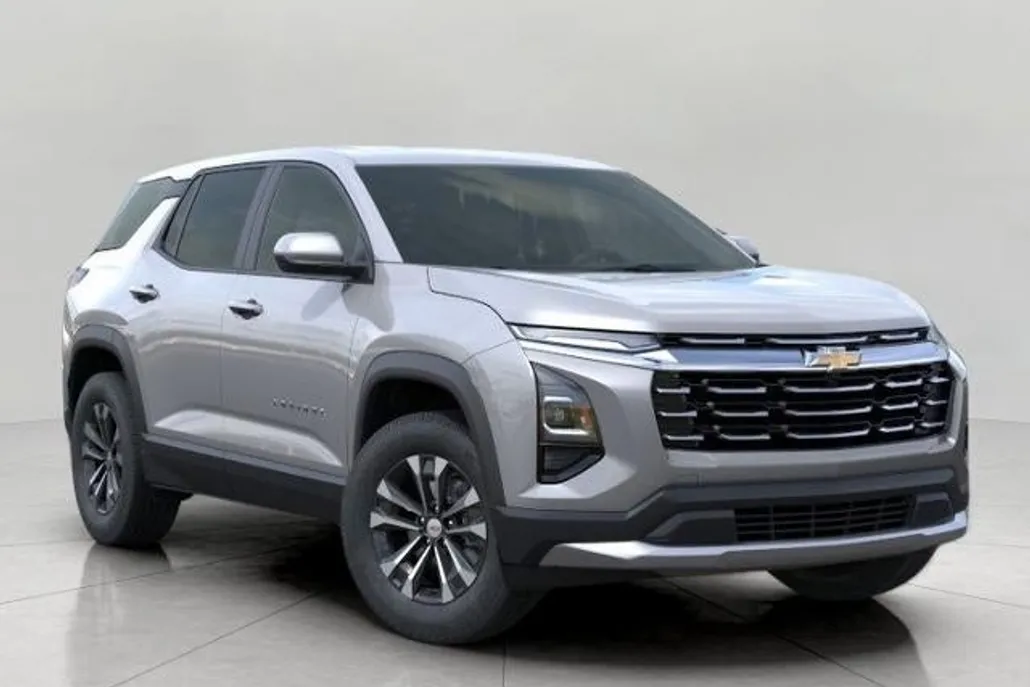 2026 Chevrolet Equinox LT photo 1