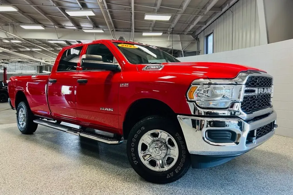 2022 Ram 2500 Tradesman photo 1