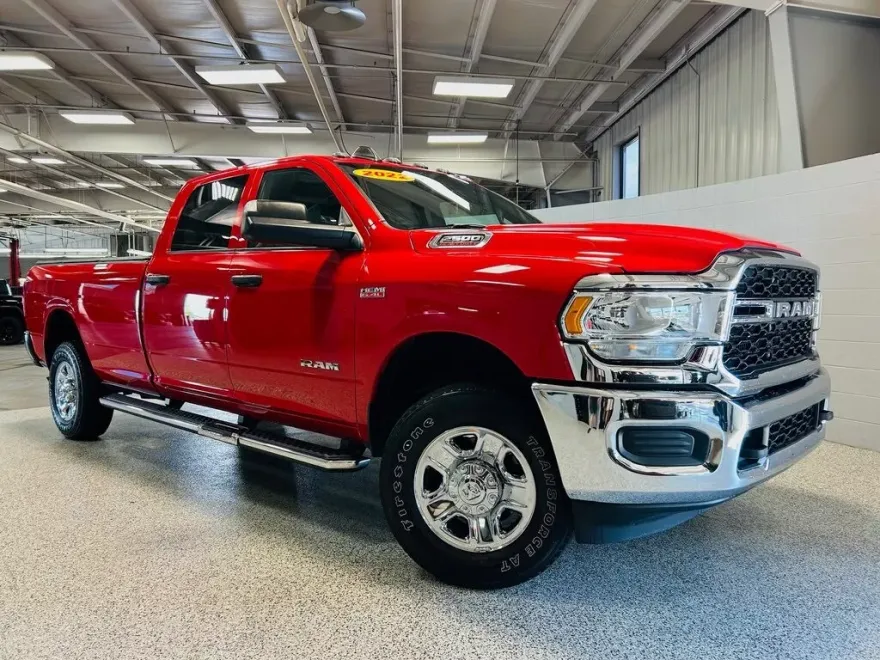 2022 Ram 2500 Tradesman photo 1