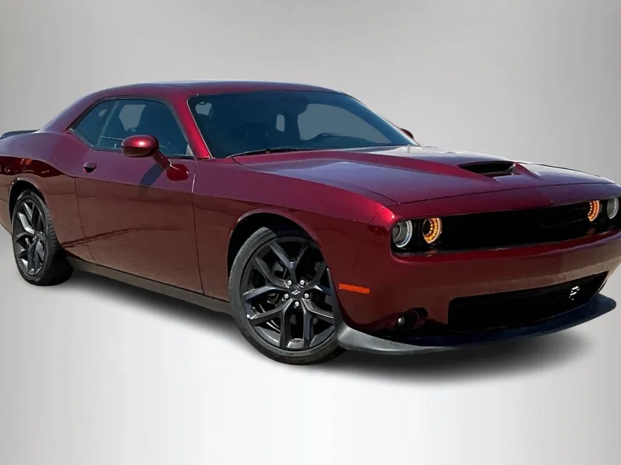 2022 Dodge Challenger GT photo 1