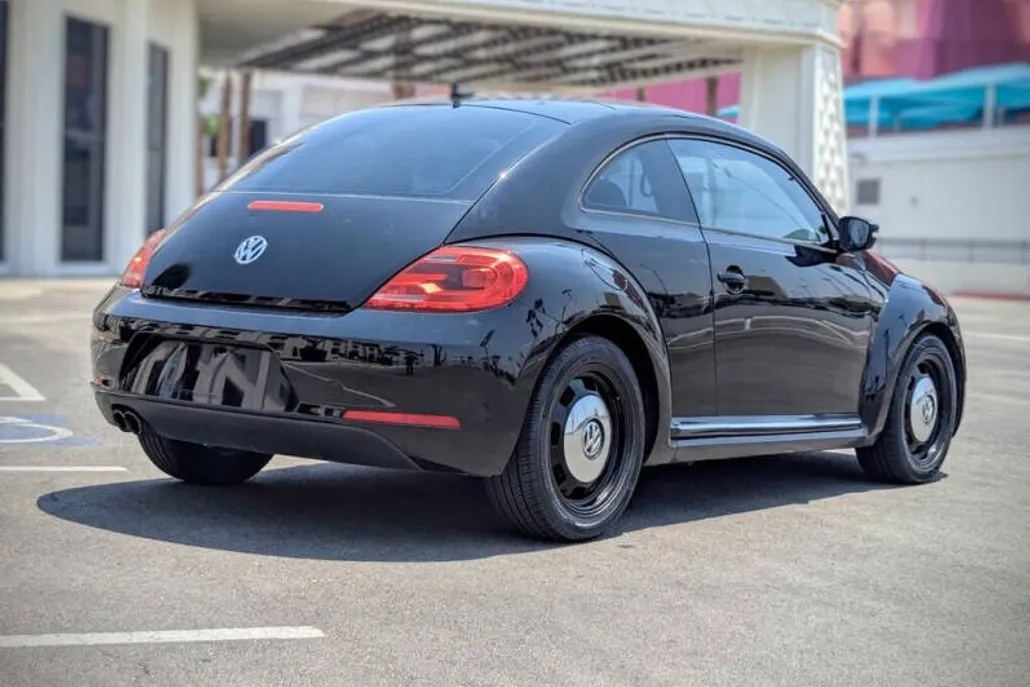 2015 Volkswagen Beetle 1.8T photo 1