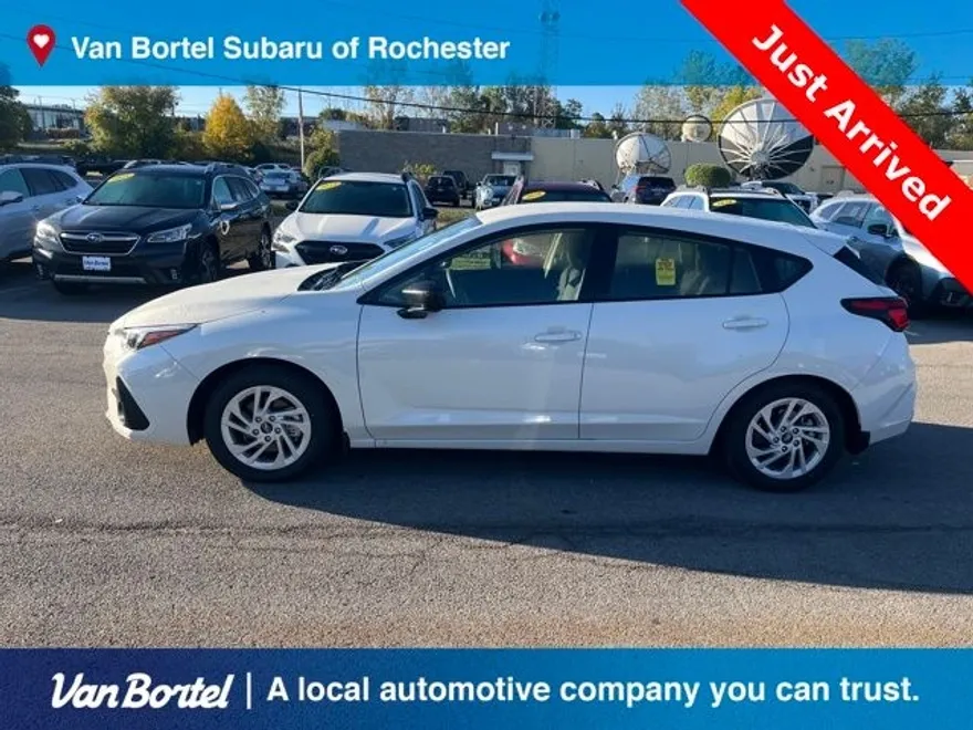 2024 Subaru Impreza Base photo 1