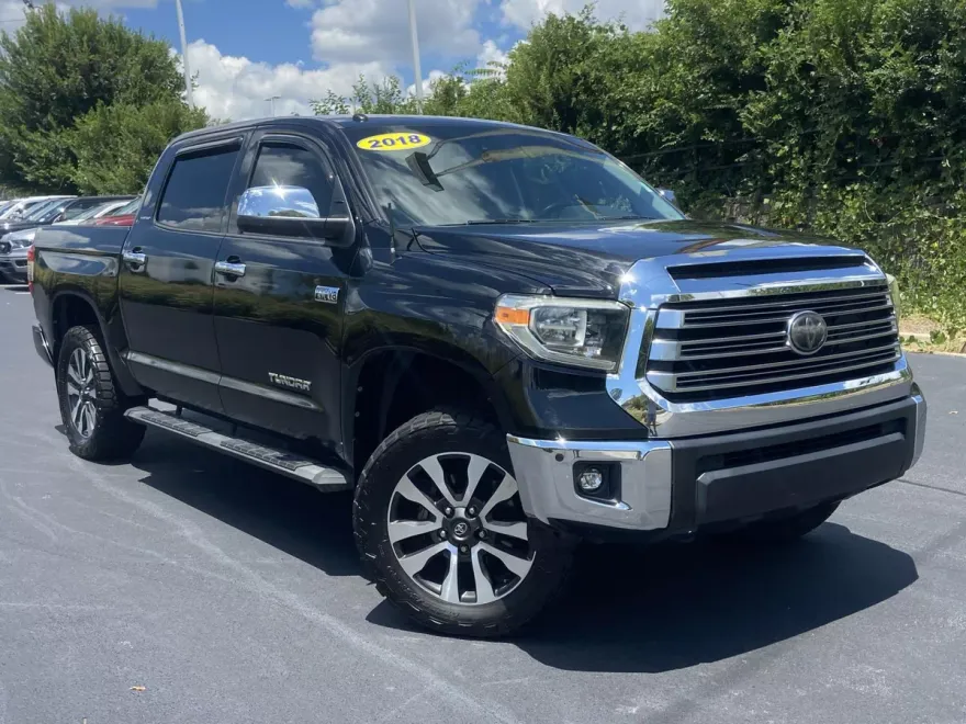 2018 Toyota Tundra Limited CrewMax photo 1