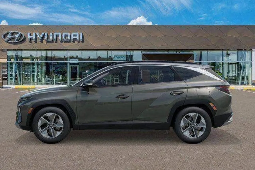 2025 Hyundai Tucson SEL Convenience photo 1
