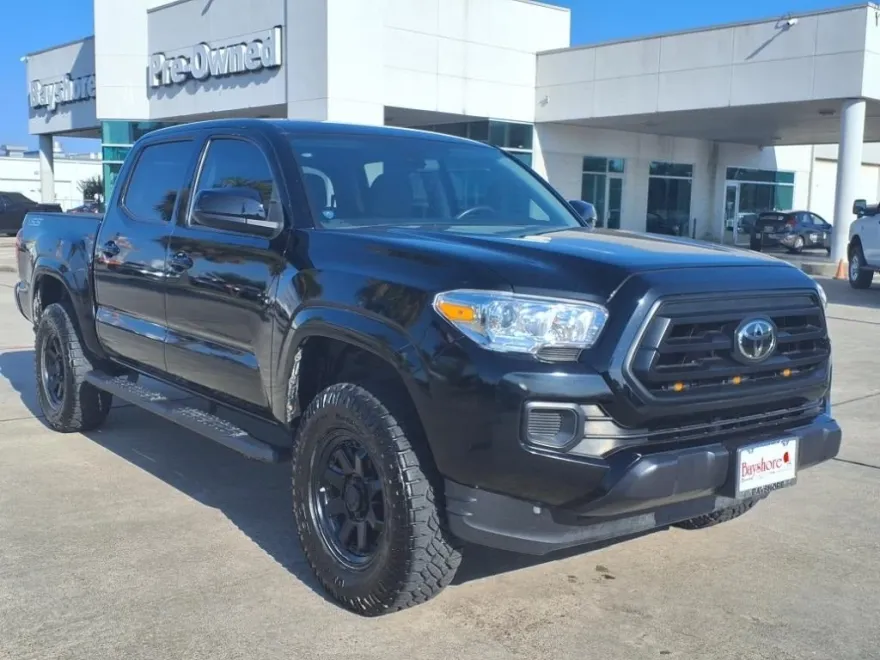 2023 Toyota Tacoma SR5 4x4 V6 photo 1