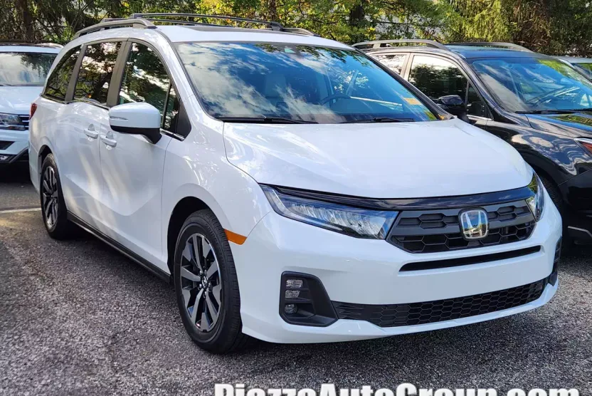 2025 Honda Odyssey EX-L photo 1