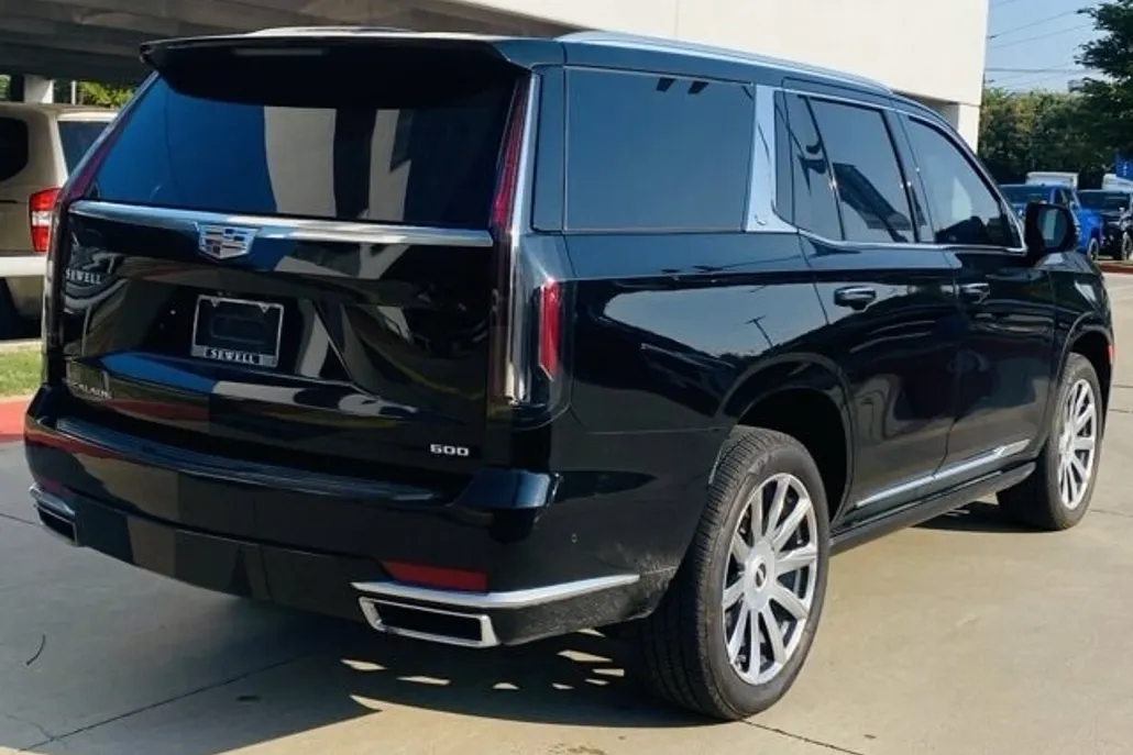 2023 Cadillac Escalade Premium Luxury Platinum photo 1