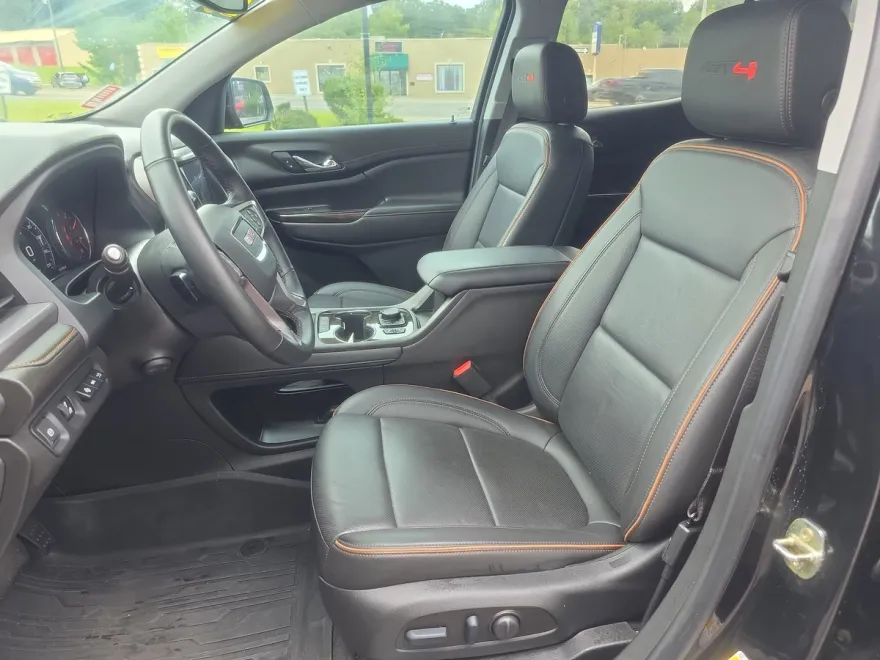 2023 Gmc Acadia AT4 photo 1