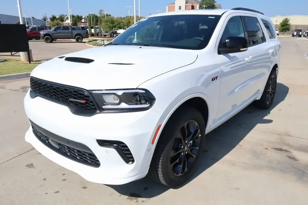 2025 Dodge Durango GT Plus photo 1