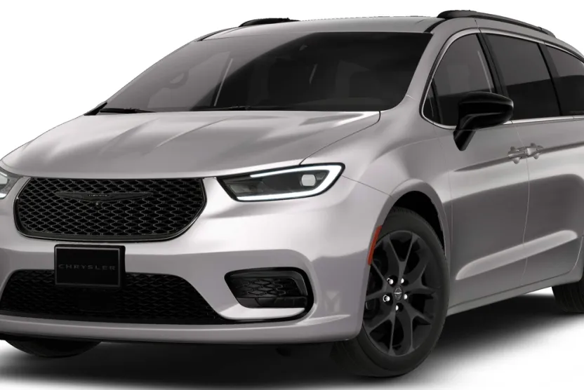 2026 Chrysler Pacifica photo 1