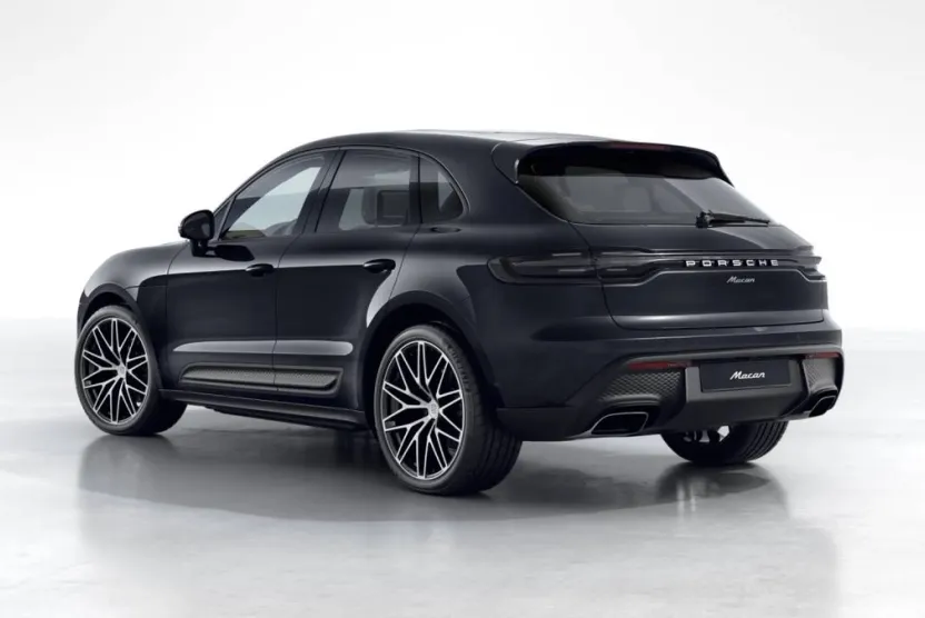 2026 Porsche Macan T photo 1
