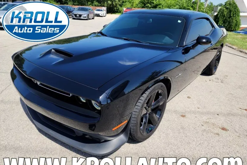 2020 Dodge Challenger R/T photo 1