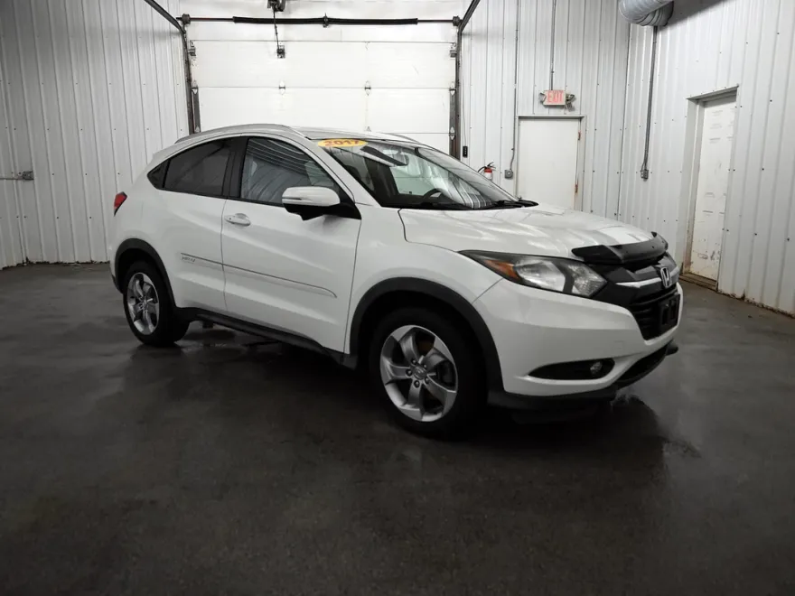 2017 Honda HR-V EX-L photo 1