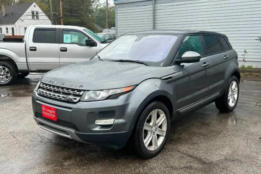 2015 Land Rover Range Rover Evoque Pure Plus photo 1