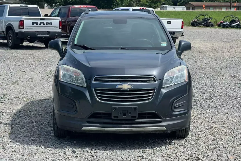 2016 Chevrolet Trax LT photo 1