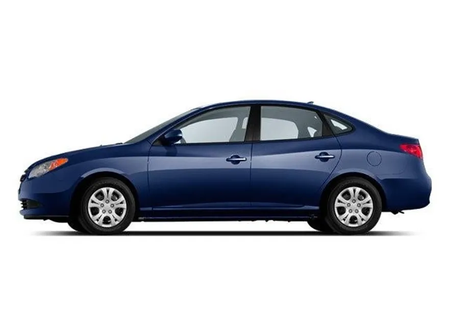 2010 Hyundai Elantra GLS photo 1