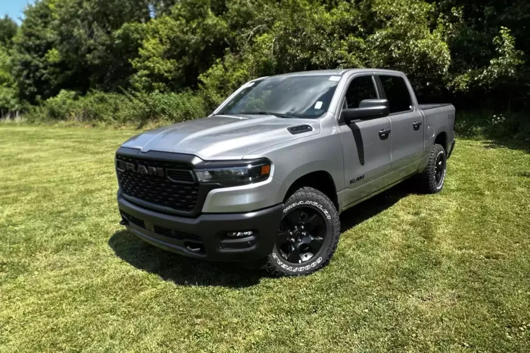 2025 Ram 1500 Warlock photo 1