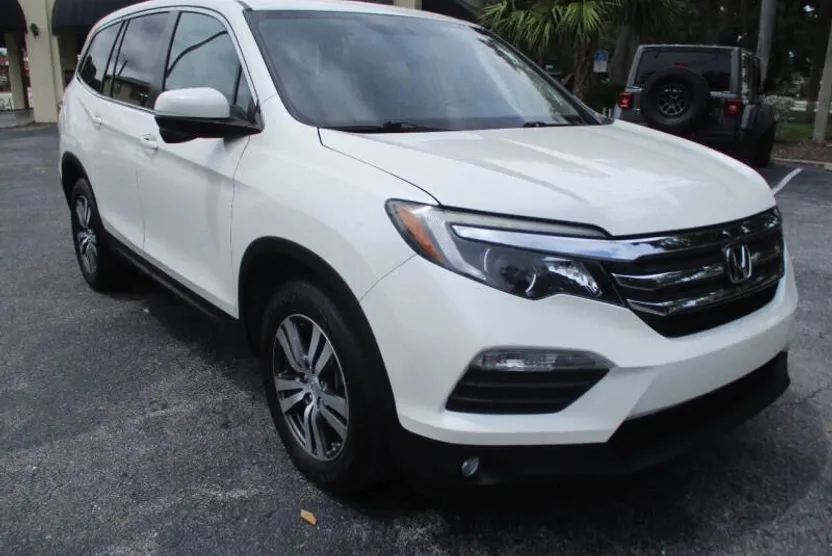 2016 Honda Pilot EX-L photo 1