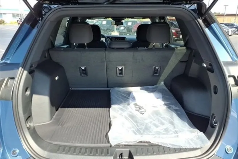2026 Chevrolet Equinox LT photo 1