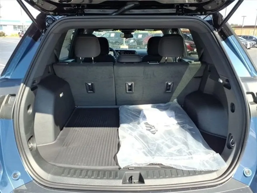 2026 Chevrolet Equinox LT photo 1
