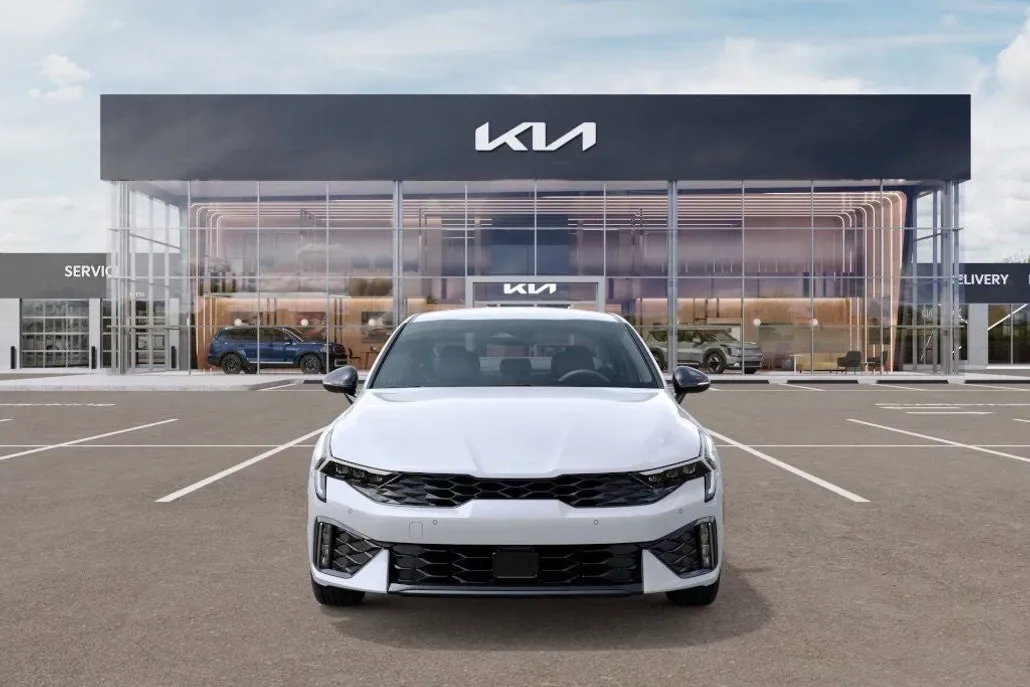 2026 Kia K5 GT-Line photo 1