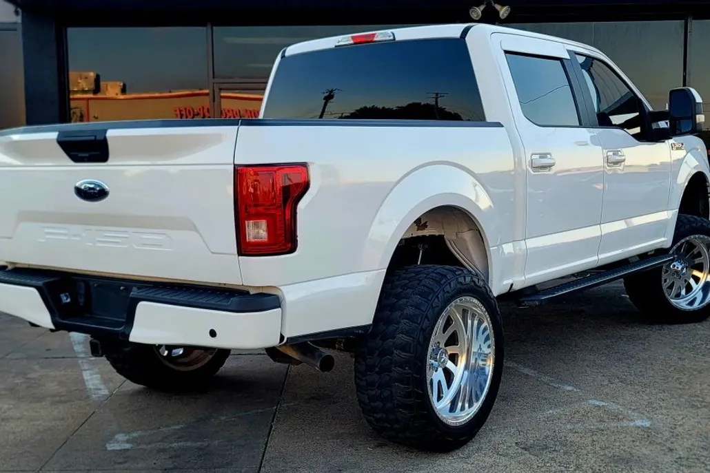 2019 Ford F-150 photo 1