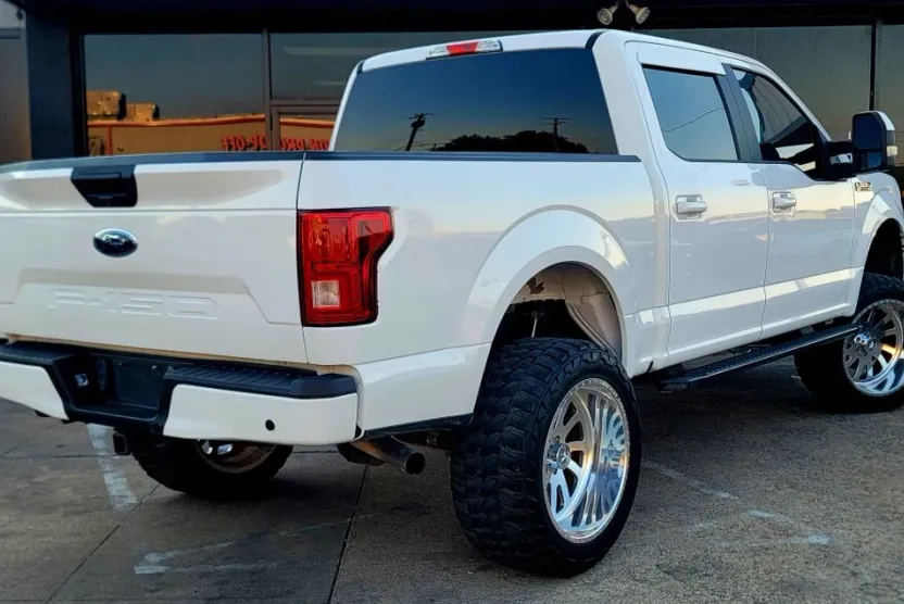 2019 Ford F-150 photo 1