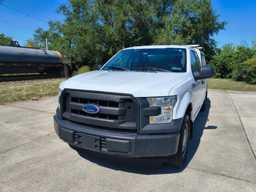 2016 Ford F-150 XL photo 1