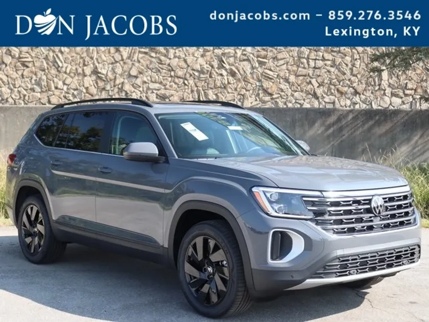 2026 Volkswagen Atlas SE Technology photo 1