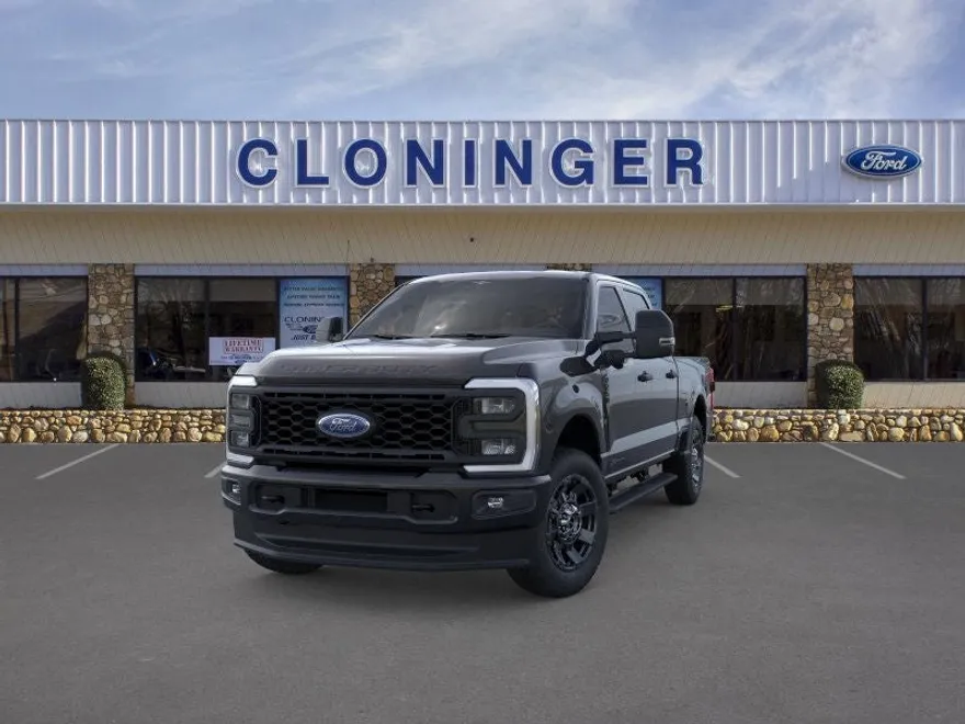2025 Ford F-250 photo 1