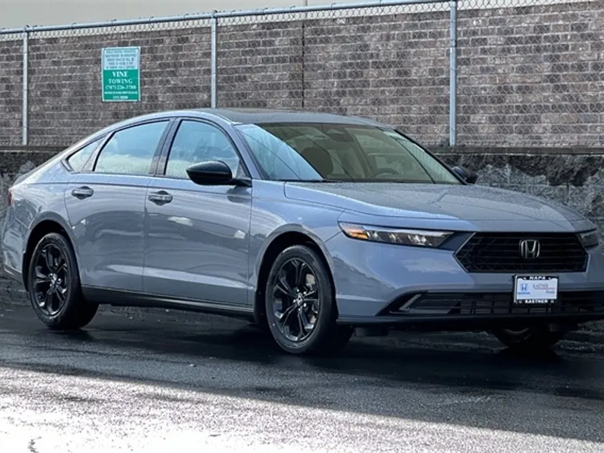 2025 Honda Accord 1.5T SE photo 1
