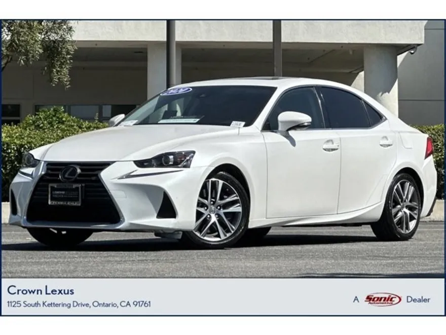 2020 Lexus IS 300 photo 1