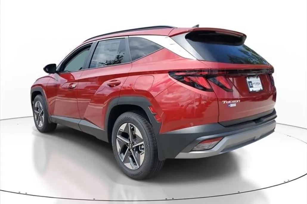 2025 Hyundai Tucson SEL photo 1