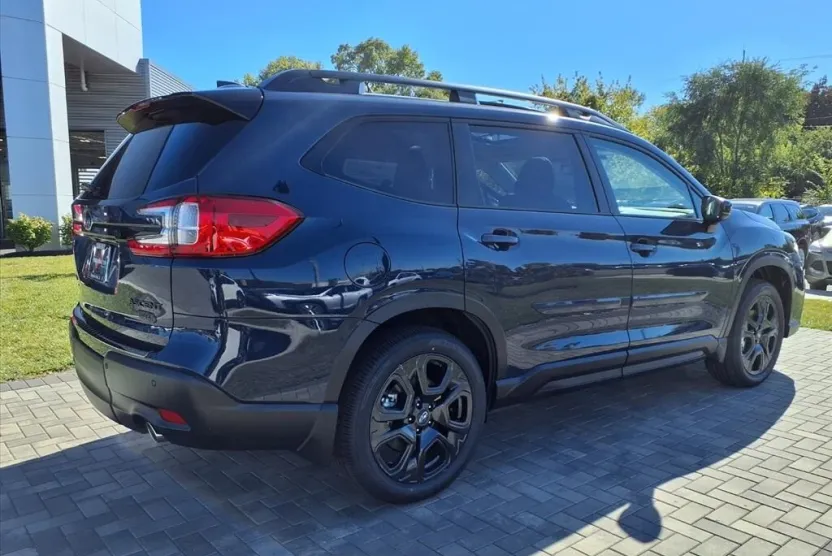 2025 Subaru Ascent Onyx Edition photo 1